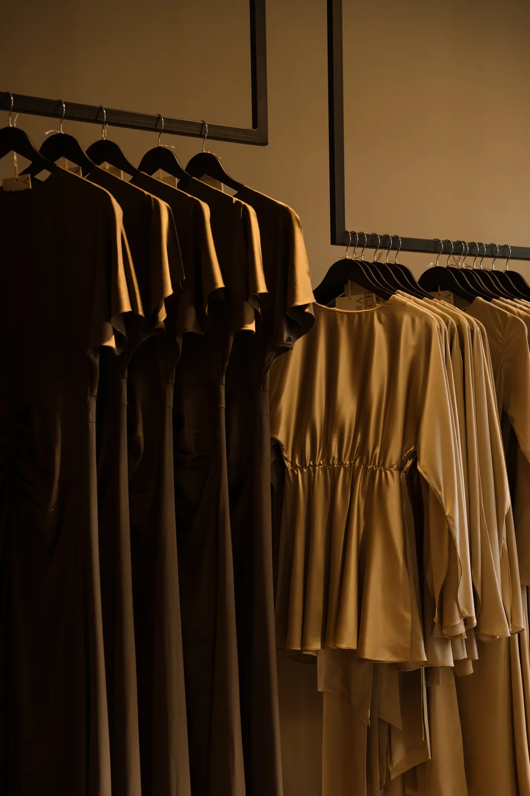 Showroom — 9